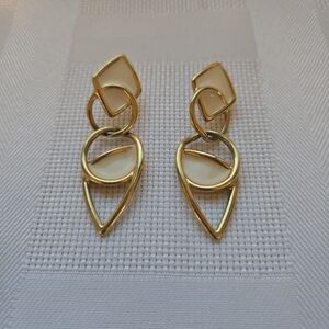 Vintage Gold & Ivory Trifari Drop Earrings
